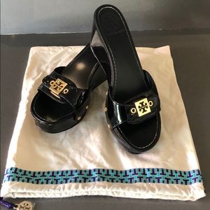 Tory Burch Sandals//Clogs